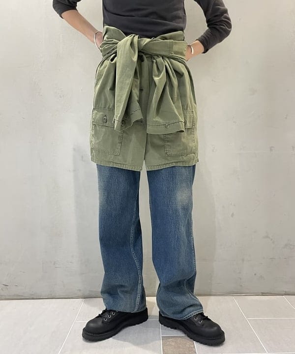 津藤 理佐子さんの「BEAMS WOMEN｜【別注】BUZZ RICKSON’s / USED USARMY PANTS」を使ったコーディネート