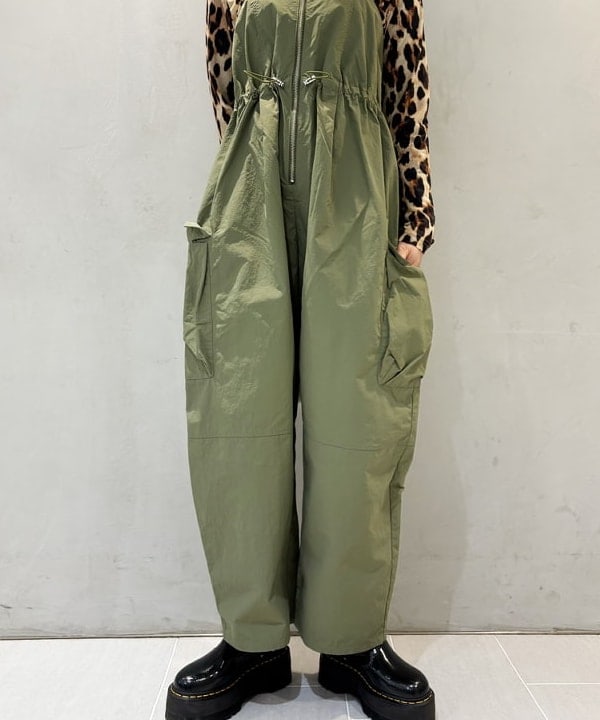 りかちょび/岸本梨佳さんの「BEAMS WOMEN｜RBS / モチーフ ミニ バッグ」を使ったコーディネート