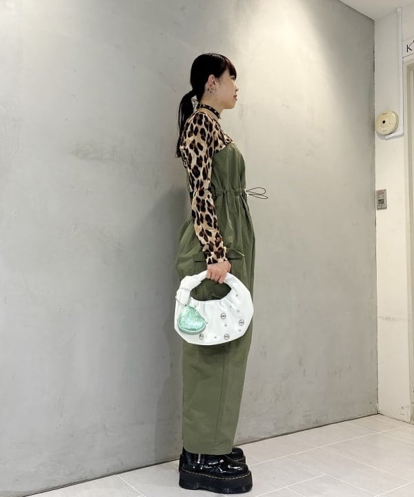 りかちょび/岸本梨佳さんの「BEAMS WOMEN｜RBS / モチーフ ミニ バッグ」を使ったコーディネート