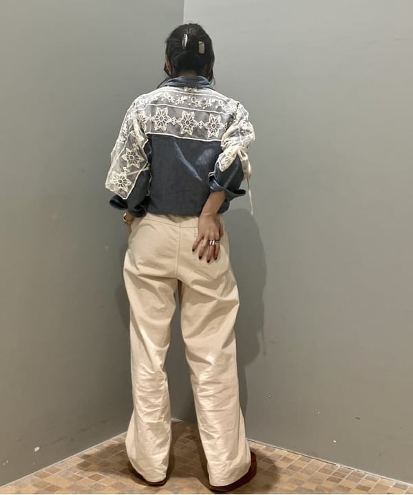 小原 もこさんの「BEAMS WOMEN｜ストレート ランチパンツ」を使ったコーディネート