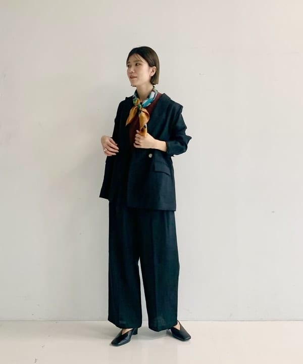 AONO SHIKAMAさんの「BEAMS WOMEN｜ダブルブレスト リネン ジャケット」を使ったコーディネート