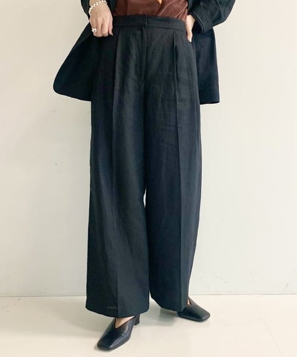 AONO SHIKAMAさんの「BEAMS WOMEN｜ダブルブレスト リネン ジャケット」を使ったコーディネート