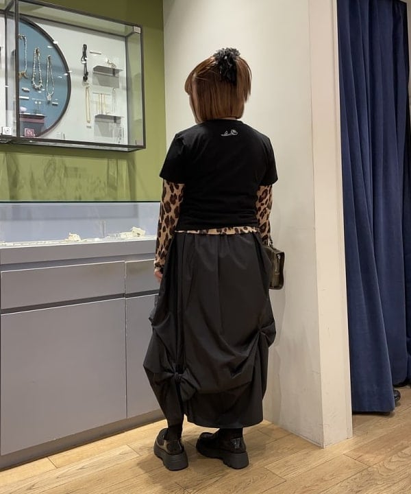 chikaさんの「BEAMS WOMEN｜シアー プリント クルーネック Tシャツ」を使ったコーディネート