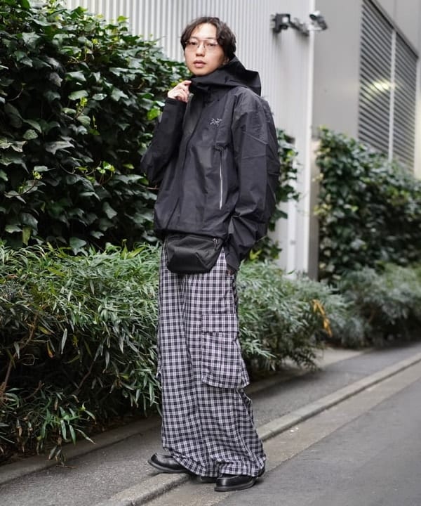 SUDOさんの「BEAMS WOMEN｜ARC&rsquo;TERYX / Beta SL Jacket」を使ったコーディネート