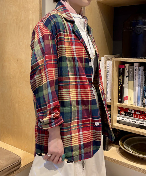 吉野 多恵さんの「BEAMS WOMEN｜2WAY レース バンダナ」を使ったコーディネート