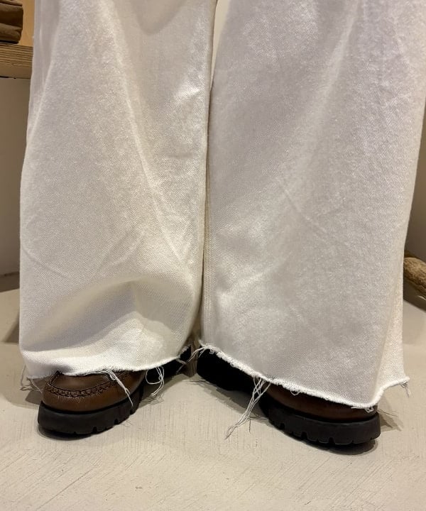 吉野 多恵さんの「BEAMS WOMEN｜2WAY レース バンダナ」を使ったコーディネート