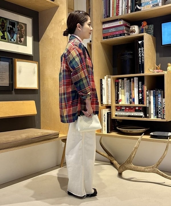 吉野 多恵さんの「BEAMS WOMEN｜2WAY レース バンダナ」を使ったコーディネート