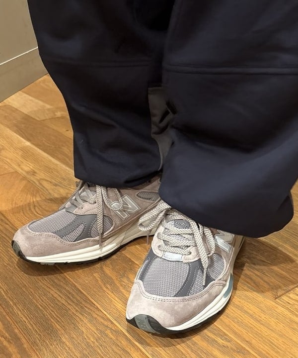 三宅 康平さんの「BEAMS WOMEN｜BRIEFING / 別注 COCKPIT BAG」を使ったコーディネート