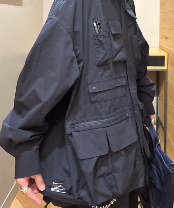 三宅 康平さんの「BEAMS WOMEN｜BRIEFING / 別注 COCKPIT BAG」を使ったコーディネート