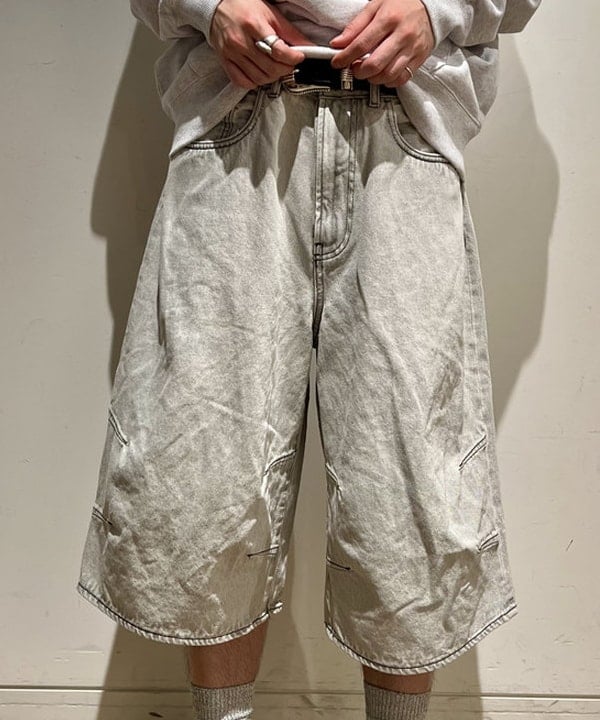 関澤 佑樹さんの「BEAMS WOMEN｜BEAMS ベーシック フーディ」を使ったコーディネート