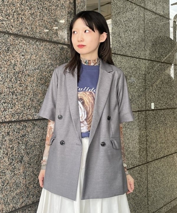 加歩さんの「BEAMS WOMEN｜グロッシー バルーン スカート」を使ったコーディネート