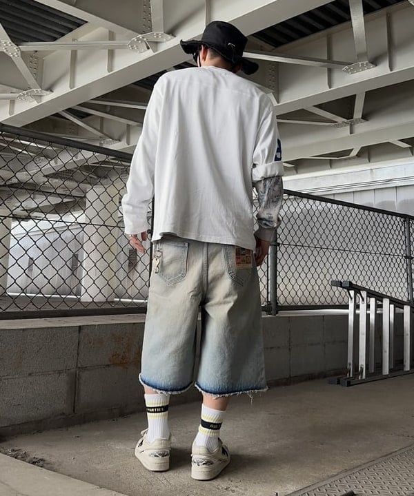 エイトさんの「BEAMS WOMEN｜プリント サーマル クルーネック Tシャツ」を使ったコーディネート