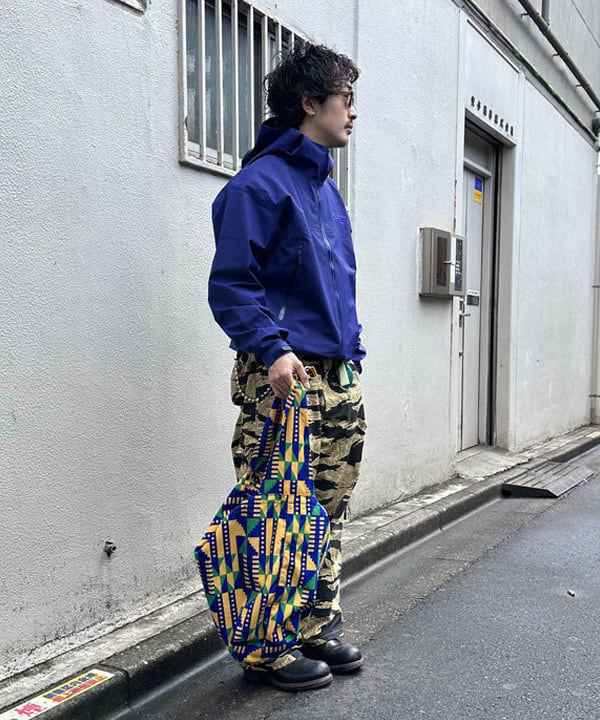 中川 裕希さんの「BEAMS WOMEN｜ARC'TERYX / Beta Jacket」を使ったコーディネート