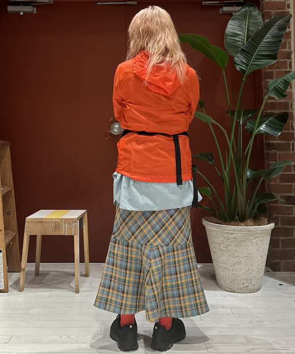 竹村 澄玲さんの「BEAMS WOMEN｜ドビー ストライプ ビッグ ボタンダウン シャツ」を使ったコーディネート