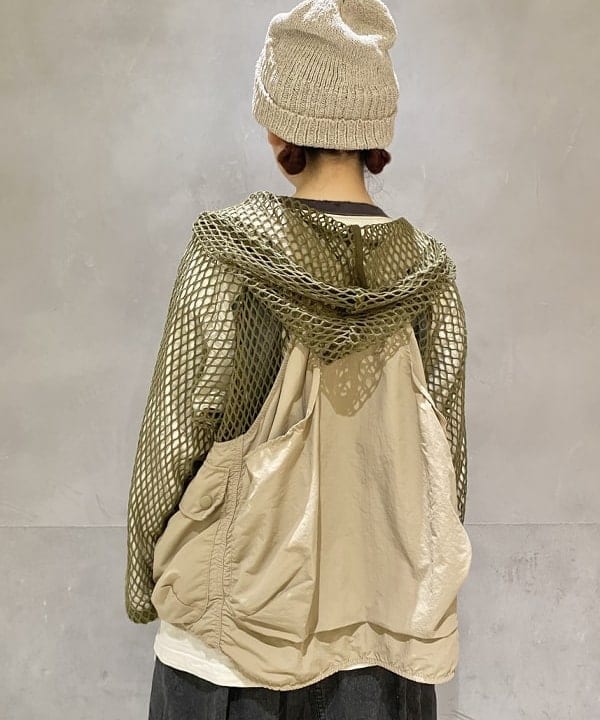原口 愛さんの「BEAMS WOMEN｜RACAL / Summer Paper Knit Roll Watch」を使ったコーディネート