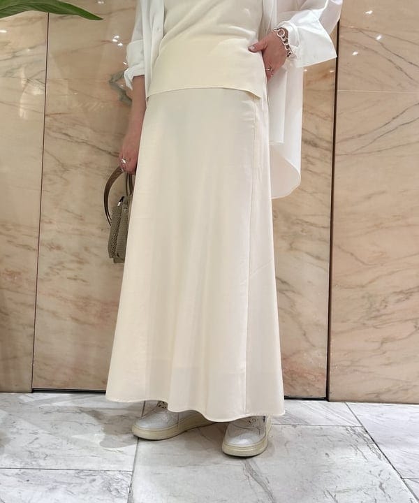 西村 章代さんの「BEAMS WOMEN｜ヘルシー ニットキャミソール .M」を使ったコーディネート