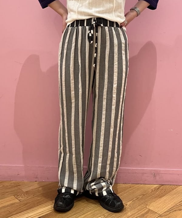 シオンさんの「BEAMS WOMEN｜ELINA LEBESSI / ZIGGY PANTS」を使ったコーディネート