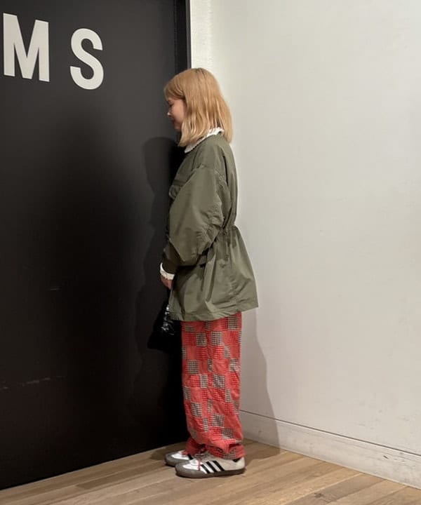 キムさんの「BEAMS WOMEN｜カットワーク ショート シャツ」を使ったコーディネート