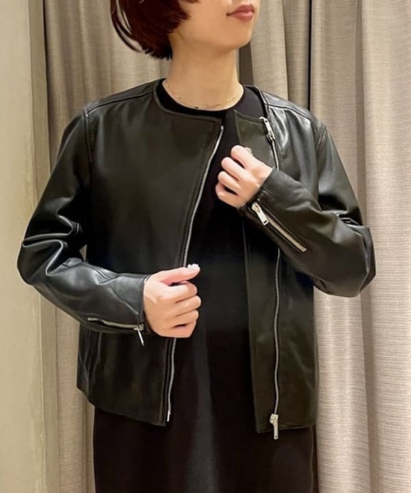イナダさんの「BEAMS WOMEN｜コットン アメリカンスリーブ ニットワンピース」を使ったコーディネート