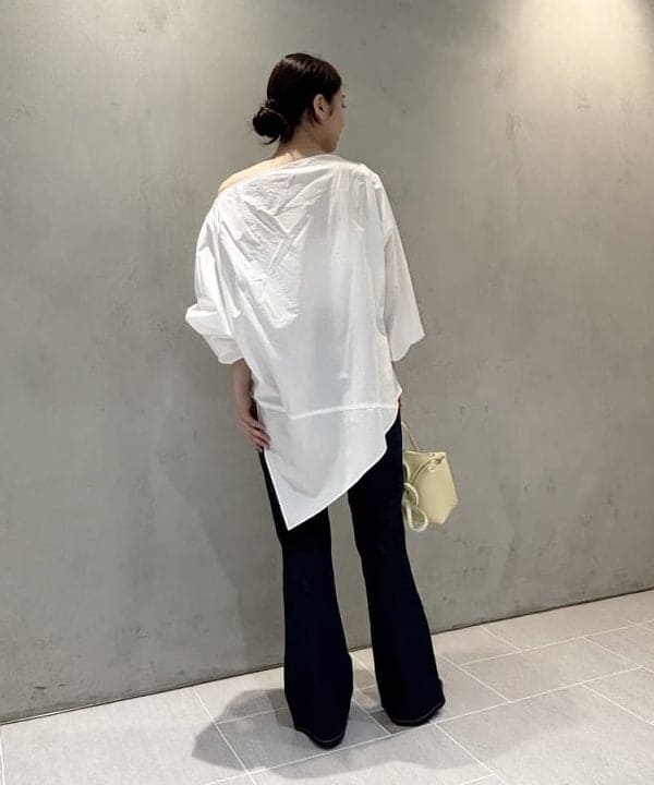 坂本 涼花さんの「BEAMS WOMEN｜ギャザー ショルダー ブラウス」を使ったコーディネート