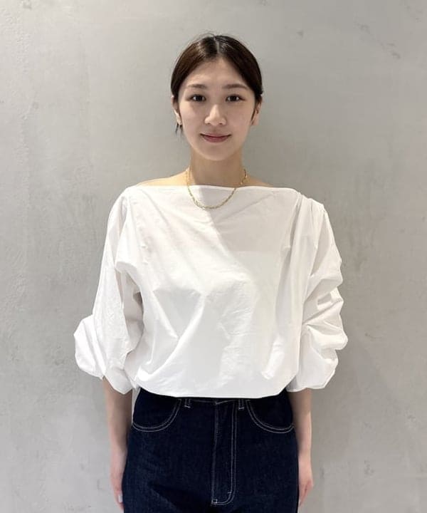 坂本 涼花さんの「BEAMS WOMEN｜ギャザー ショルダー ブラウス」を使ったコーディネート