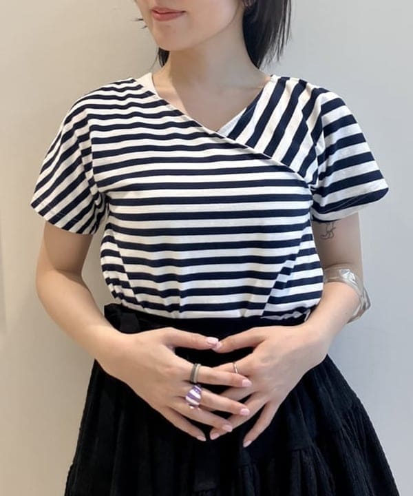 小原 もこさんの「BEAMS WOMEN｜カット クリア バングル」を使ったコーディネート