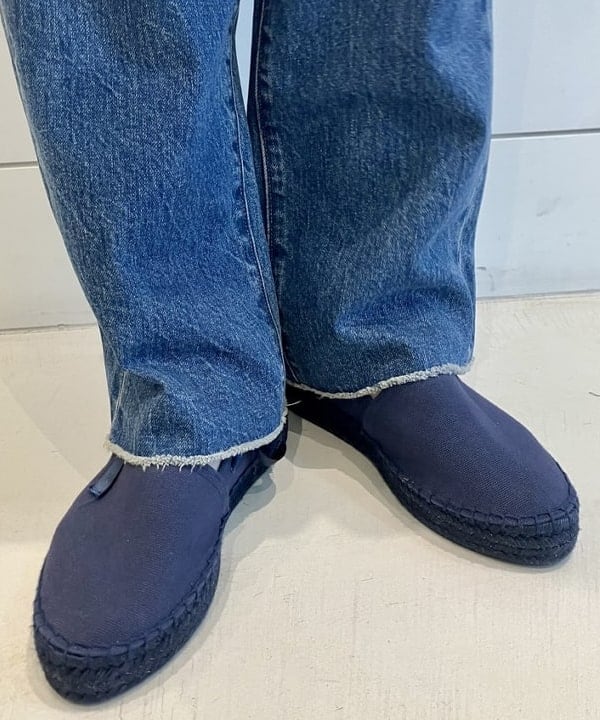 小原 もこさんの「BEAMS WOMEN｜カット クリア バングル」を使ったコーディネート