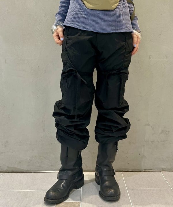 ナツハさんの「BEAMS WOMEN｜ナイロン ポプリン M-65 パンツ」を使ったコーディネート