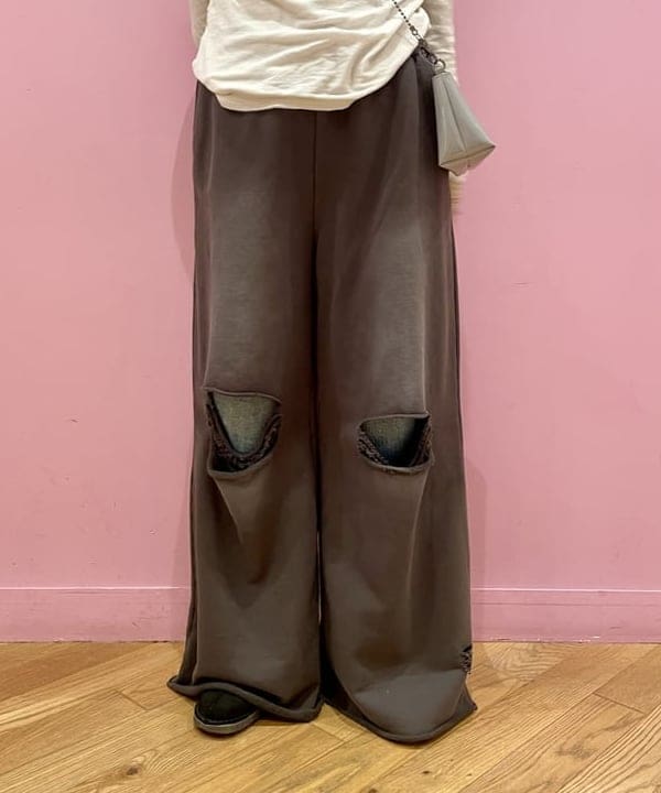 水野 萌香さんの「BEAMS WOMEN｜ダメージ スウェット パンツ」を使ったコーディネート