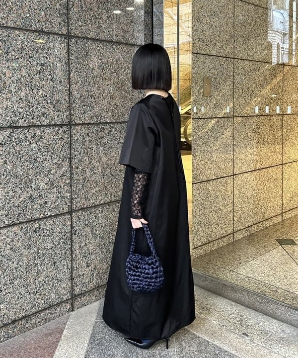 大槻 まひろさんの「BEAMS WOMEN｜グロス Tドレス .M」を使ったコーディネート