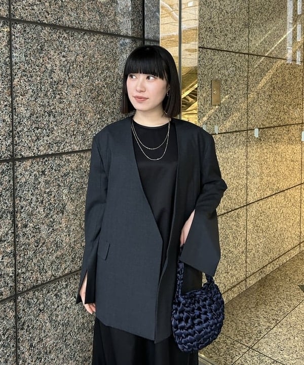 大槻 まひろさんの「BEAMS WOMEN｜グロス Tドレス .M」を使ったコーディネート