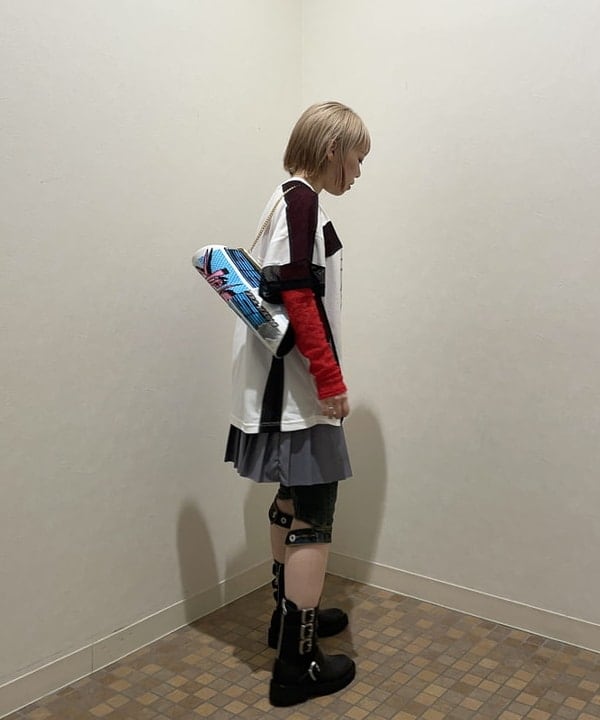 まゆちゃんさんの「BEAMS WOMEN｜ストレッチレース クルーネック Tシャツ」を使ったコーディネート