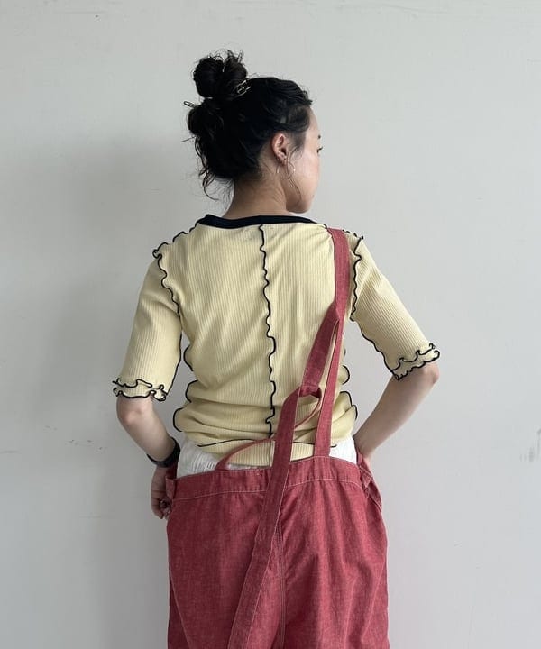 清水 彩乃さんの「BEAMS WOMEN｜maturely / リブ トリム ＆ メロー」を使ったコーディネート