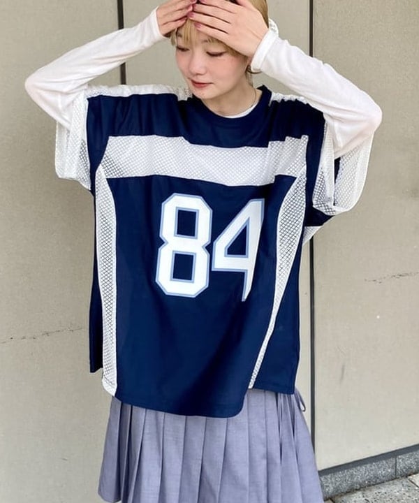 むりょさんの「BEAMS WOMEN｜シルバー ペタルチェーン ネックレス」を使ったコーディネート