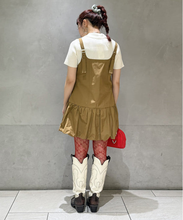 庭野 優紀さんの「BEAMS WOMEN｜ハーフスリーブ ジップ ポロ カーディガン」を使ったコーディネート