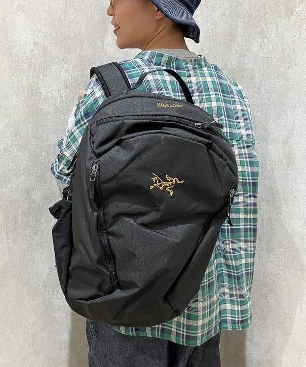土田 達也さんの「BEAMS WOMEN｜ARC&rsquo;TERYX / MANTIS 26 BACKPACK」を使ったコーディネート