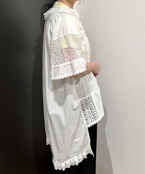 早川 萌子さんの「BEAMS WOMEN｜【別注】TORI-TO / アシメ フリル シャツ」を使ったコーディネート