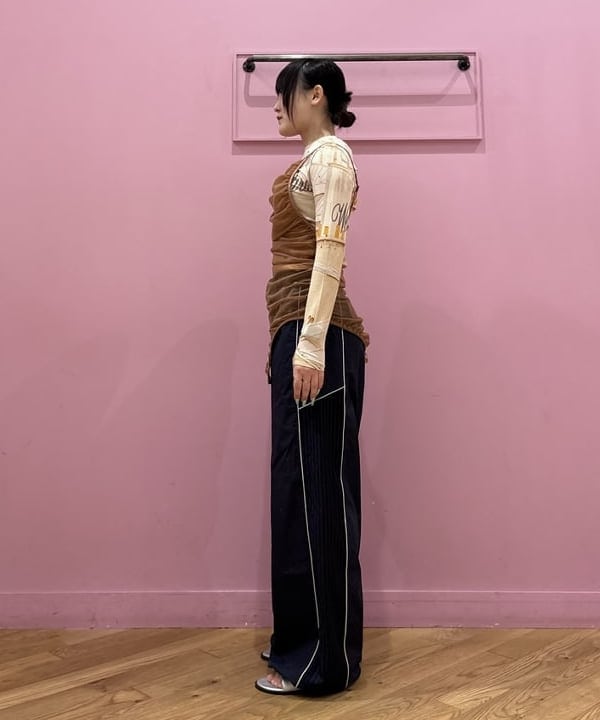 ケミオさんの「BEAMS WOMEN｜ストライプ キリカエ トラックパンツ」を使ったコーディネート