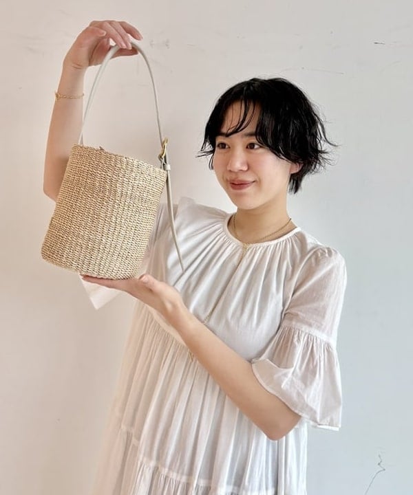 ゆうかさんの「BEAMS WOMEN｜MARIHA / 春のすずらん ソリッド ワンピース」を使ったコーディネート