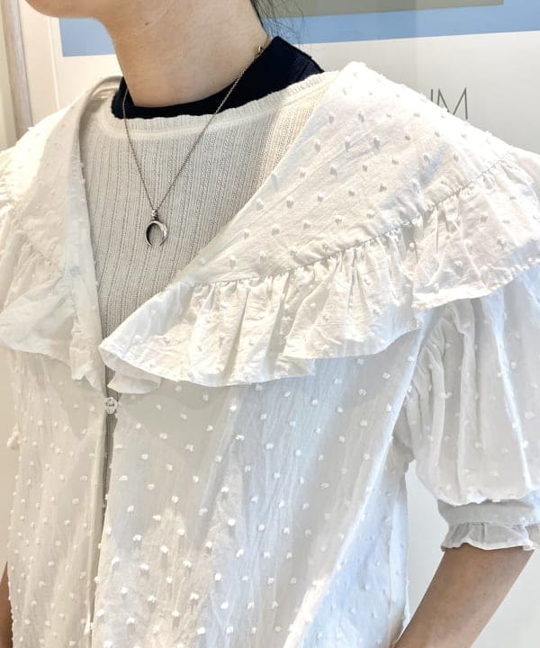 津藤 理佐子さんの「BEAMS WOMEN｜25mm スエード ベルト」を使ったコーディネート