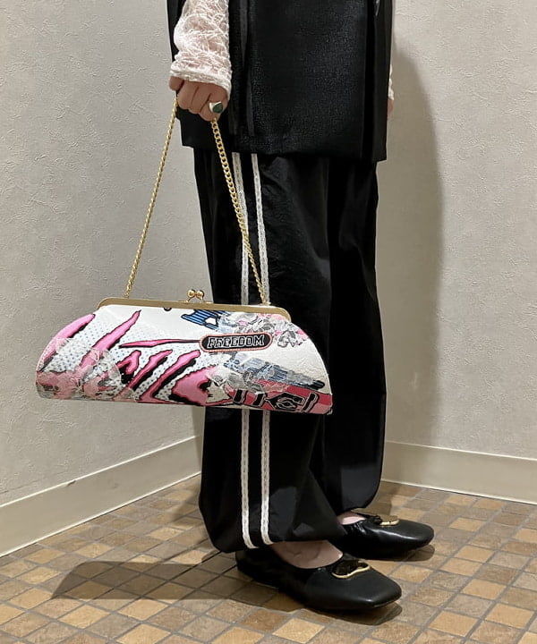 森本 理絵さんの「BEAMS WOMEN｜ケーブル クルーネック ニット」を使ったコーディネート