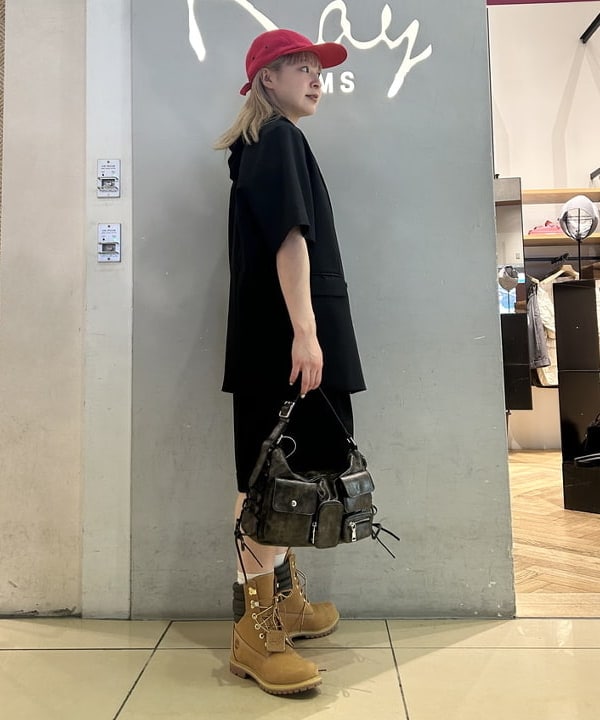 ナカノ アイさんの「BEAMS WOMEN｜▲Timberland &times; Ray BEAMS / 8inch Puffer Boots」を使ったコーディネート