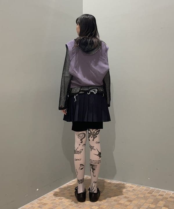 加歩さんの「BEAMS WOMEN｜ビッグ メッシュ フーディー」を使ったコーディネート