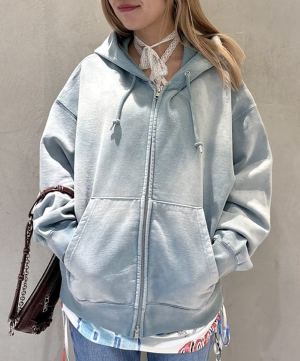 ヒカリさんの「BEAMS WOMEN｜レース アップ ミニ バッグ」を使ったコーディネート