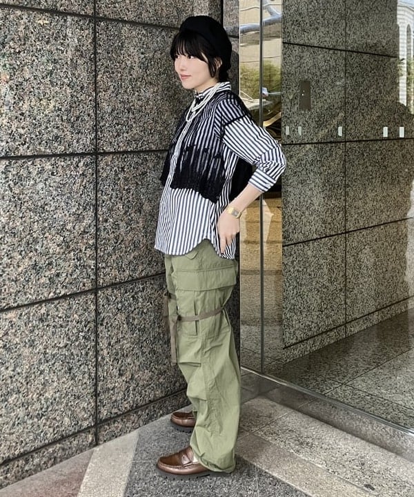 小原 もこさんの「BEAMS WOMEN｜ロゴ 刺繍 ベレー帽」を使ったコーディネート