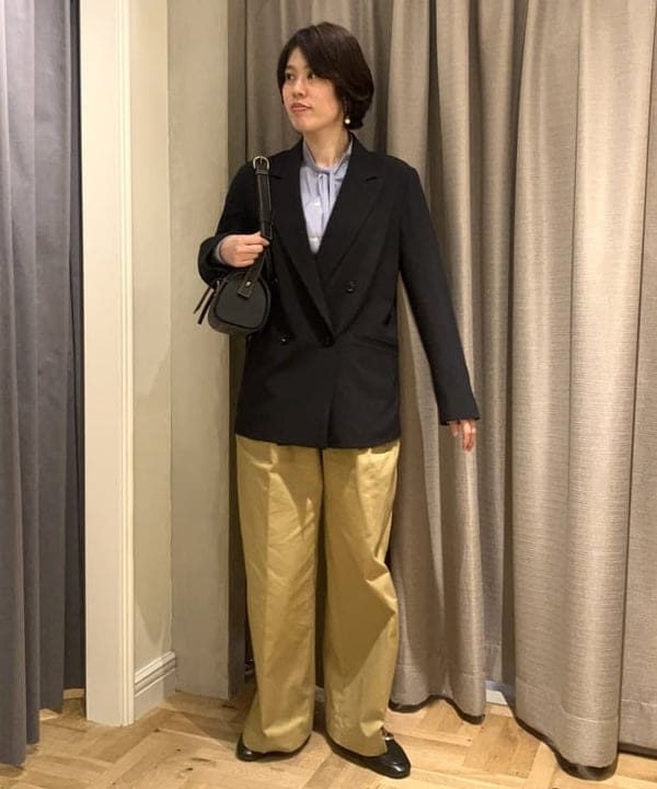 岡 妃呂美さんの「BEAMS WOMEN｜Oggi × Demi-Luxe BEAMS / ボクシー テーラードジャケット」を使ったコーディネート