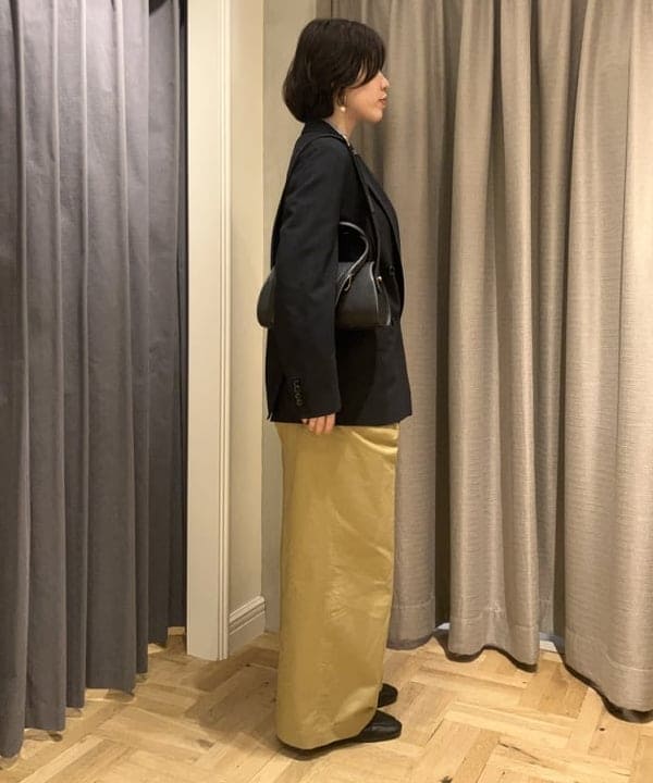 岡 妃呂美さんの「BEAMS WOMEN｜Oggi × Demi-Luxe BEAMS / ボクシー テーラードジャケット」を使ったコーディネート
