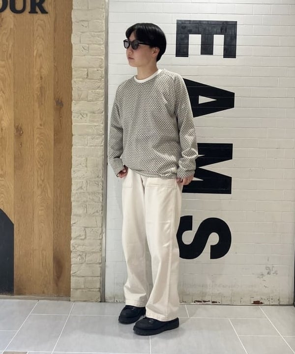 赤羽 花さんの「BEAMS WOMEN｜orSlow / ヘリンボーン ツイル サマー ファティーグ パンツ」を使ったコーディネート