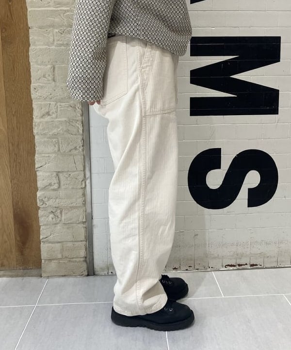 赤羽 花さんの「BEAMS WOMEN｜orSlow / ヘリンボーン ツイル サマー ファティーグ パンツ」を使ったコーディネート