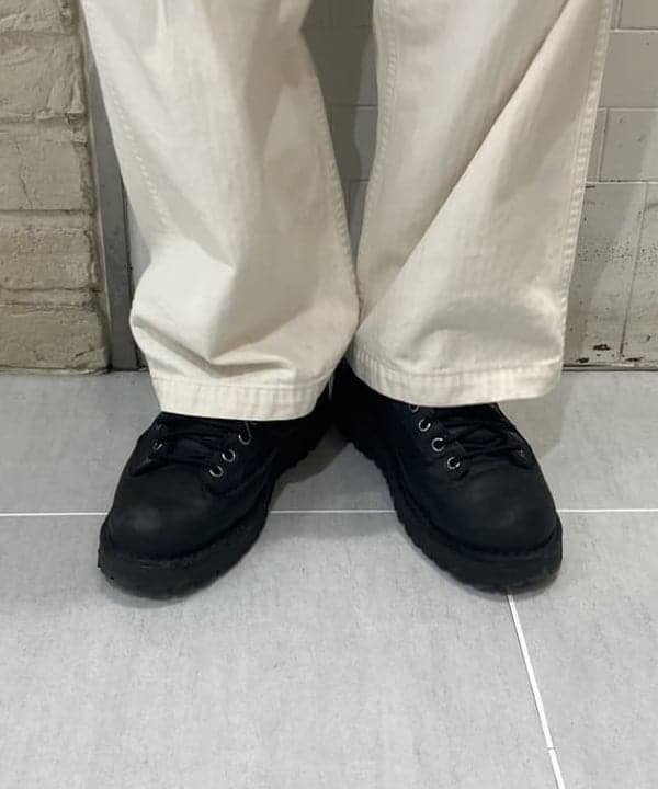 赤羽 花さんの「BEAMS WOMEN｜orSlow / ヘリンボーン ツイル サマー ファティーグ パンツ」を使ったコーディネート